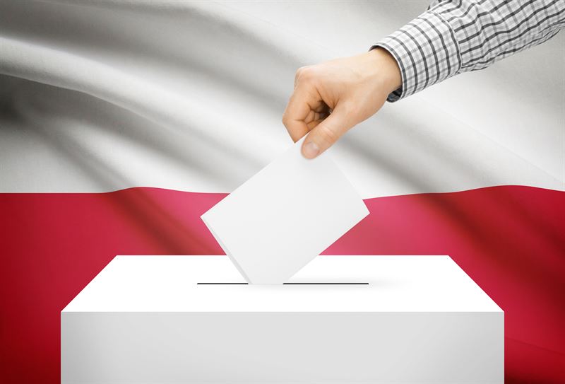 Czynne i bierne prawo wyborcze w Polsce. Czym jest, na czym polega i kto może z niego korzystać?